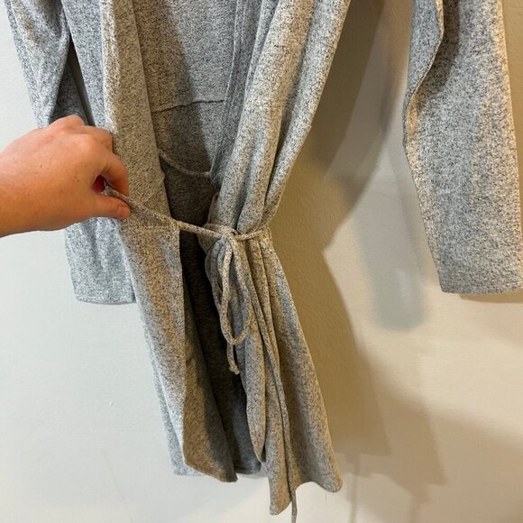 NWT American Eagle Grey Wrap Sweater V-Neck Mini Dress Women’s Size Medium - Picture 4 of 5